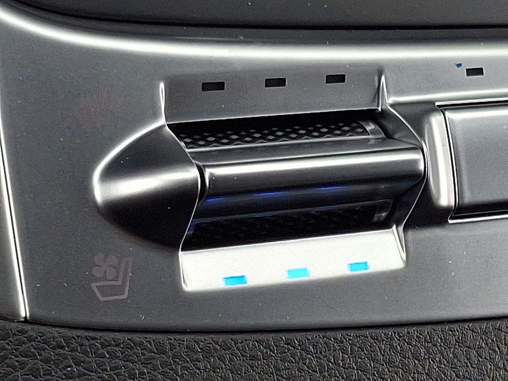 new 2026 Kia Carnival car, priced at $50,914