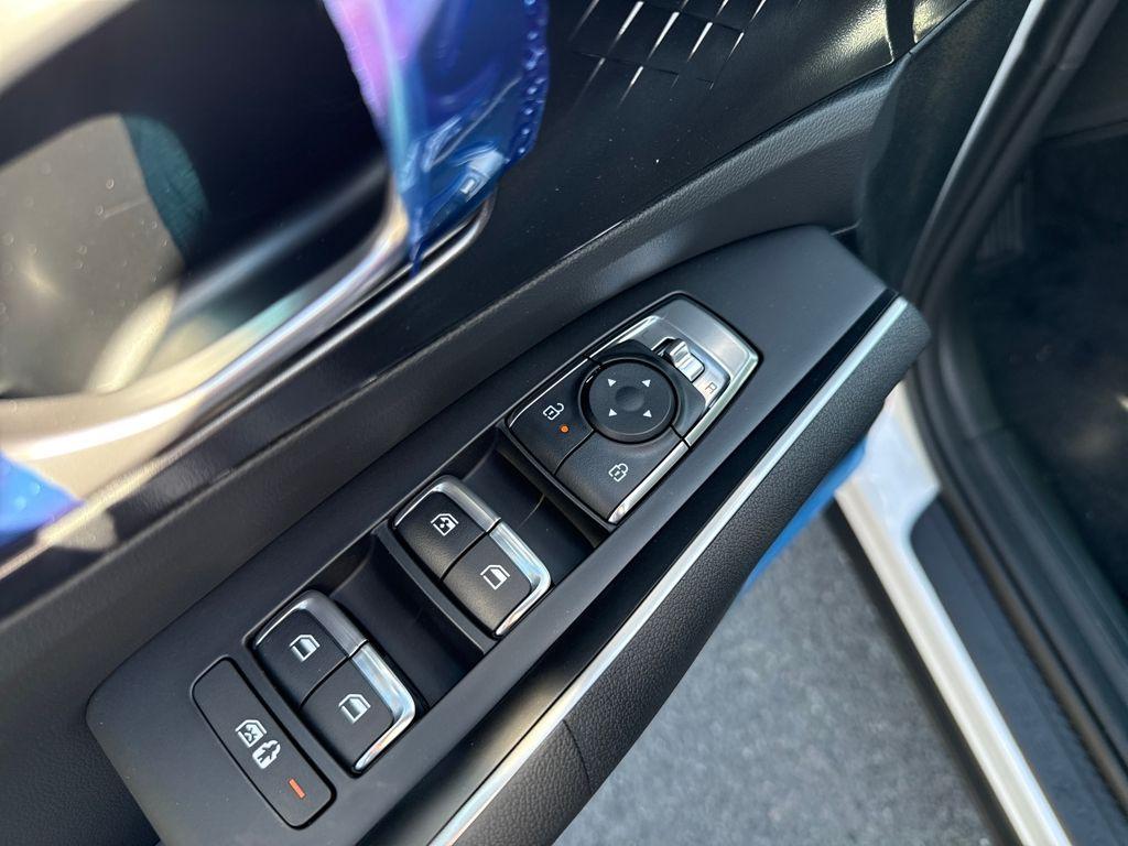 new 2026 Kia Sorento car, priced at $39,778