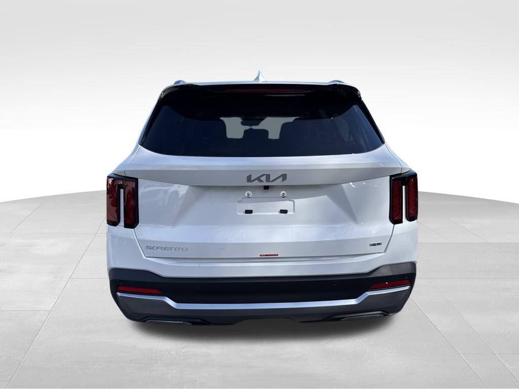 new 2026 Kia Sorento car, priced at $38,883