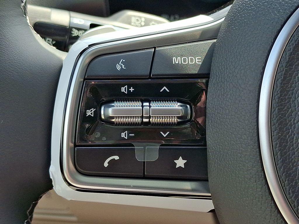 new 2025 Kia Sorento Hybrid car, priced at $46,131