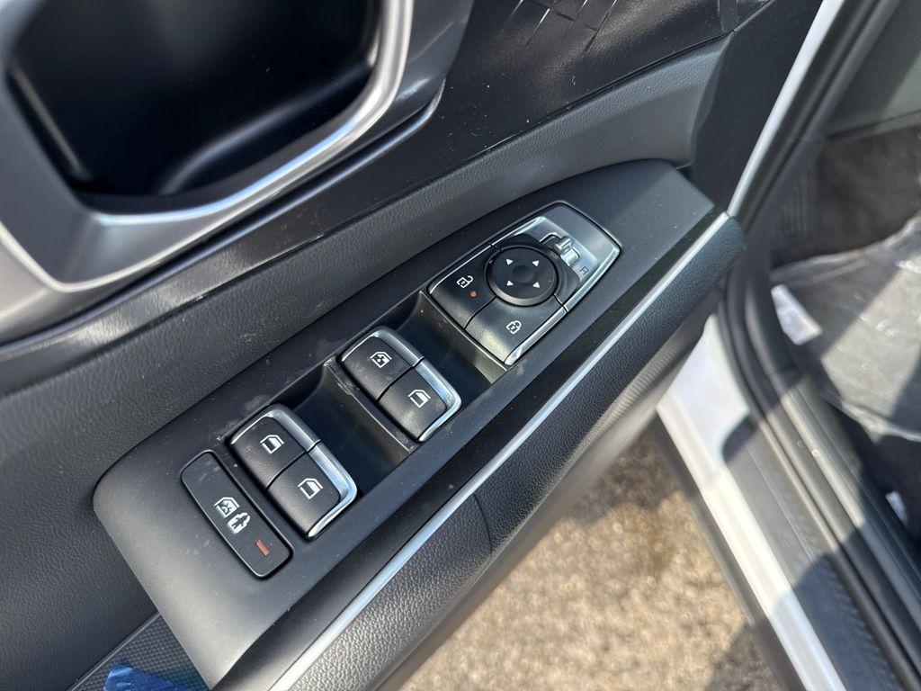 new 2026 Kia Sorento car, priced at $40,590