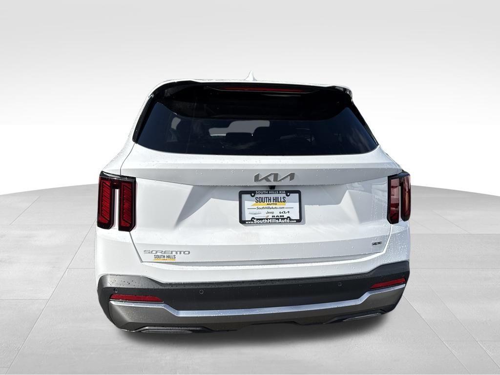 new 2026 Kia Sorento car, priced at $40,590