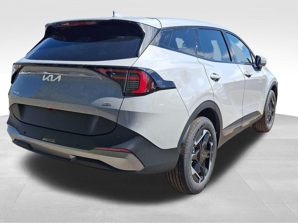 new 2026 Kia Sportage Hybrid car, priced at $33,576