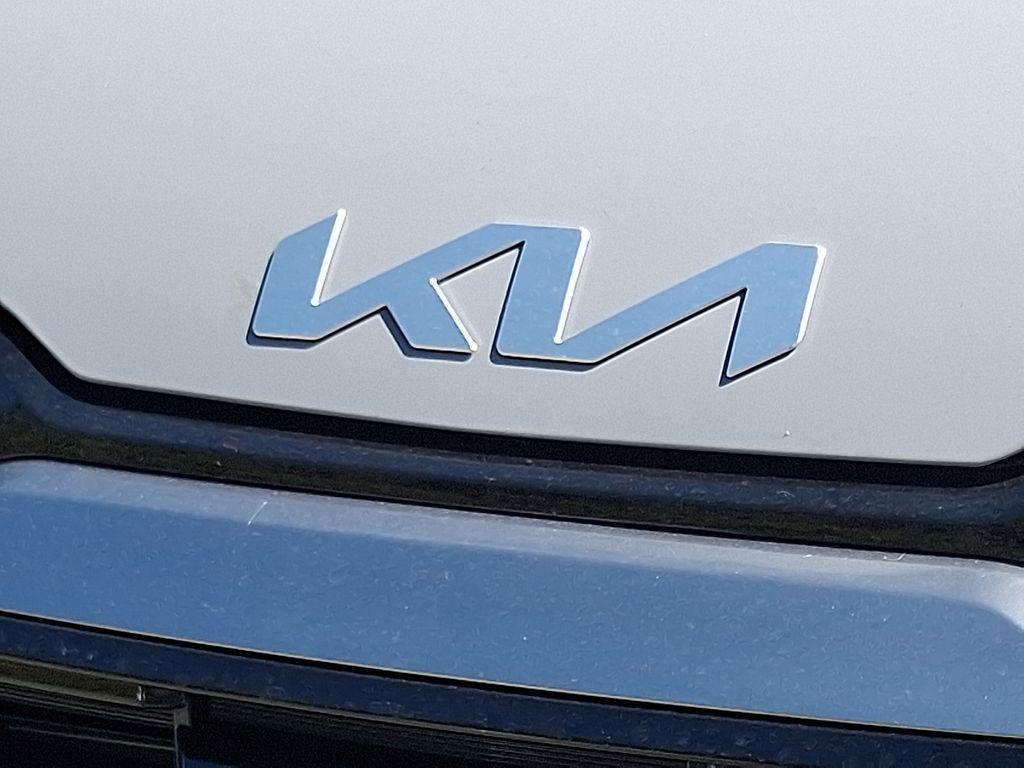 new 2026 Kia Sportage Hybrid car, priced at $33,576