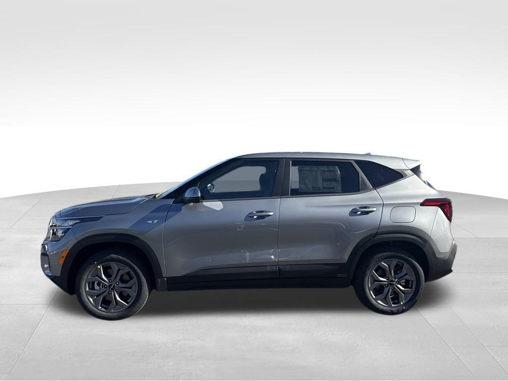 new 2026 Kia Seltos car, priced at $25,611