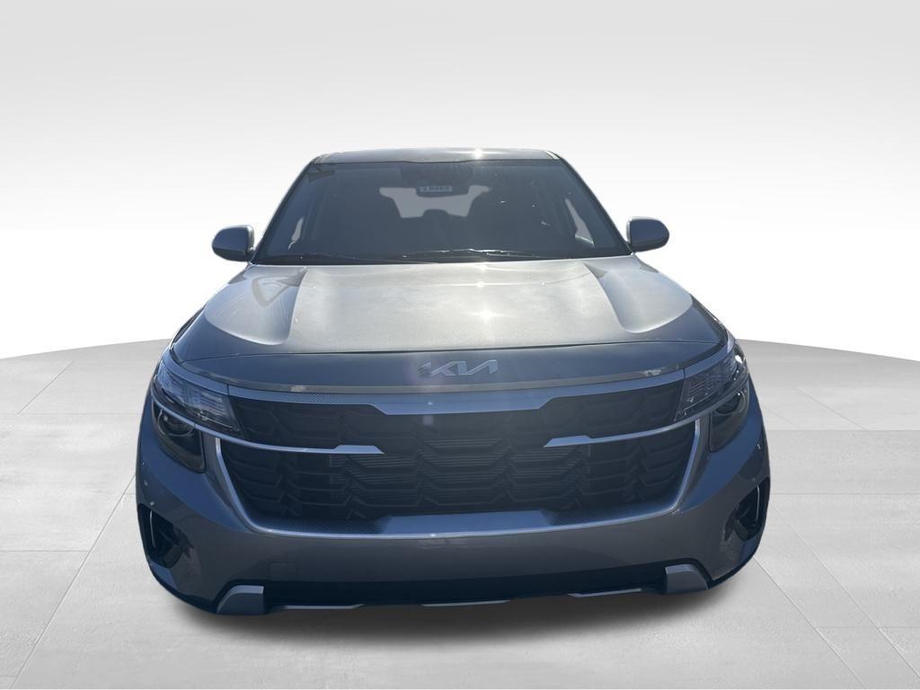 new 2026 Kia Seltos car, priced at $25,611