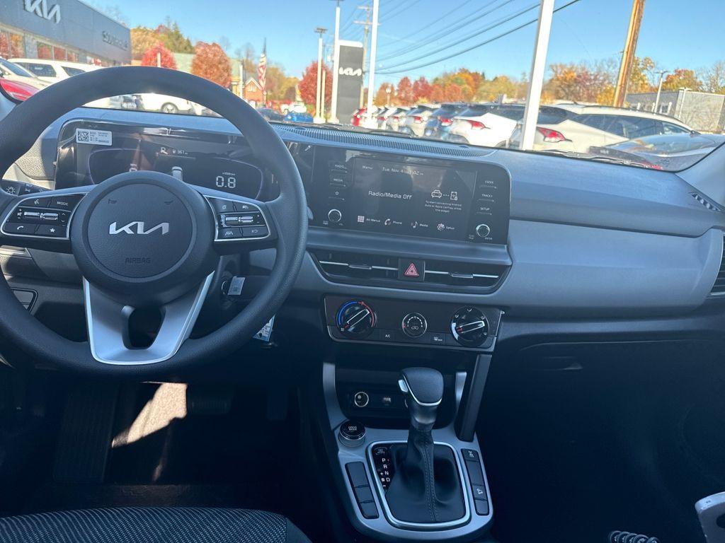 new 2026 Kia Seltos car, priced at $25,611