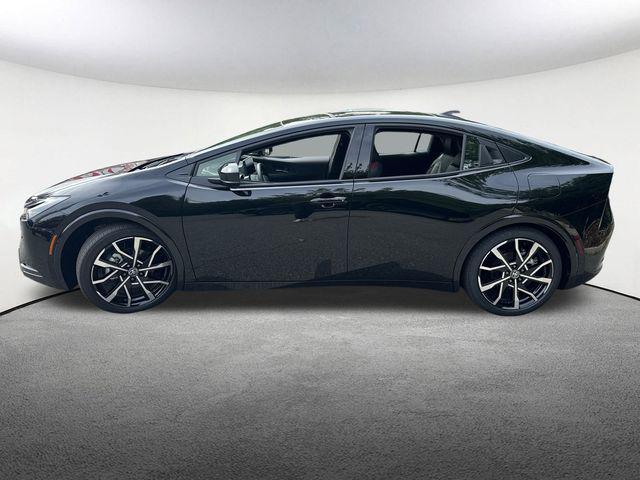 new 2026 Toyota Prius Plug-In Hybrid car, priced at $39,231