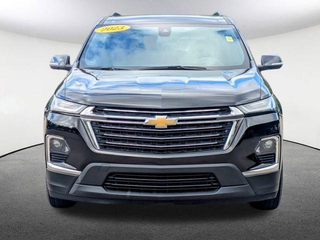 used 2023 Chevrolet Traverse car, priced at $31,992
