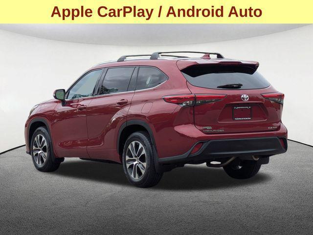 used 2020 Toyota Highlander car, priced at $31,977
