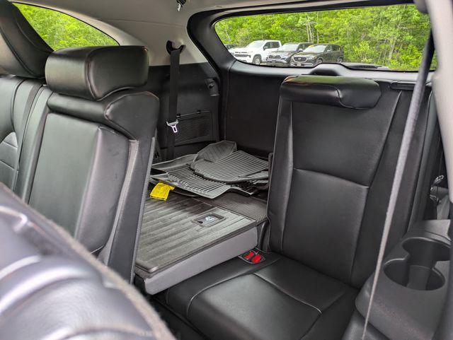 used 2021 Toyota Highlander car, priced at $29,977