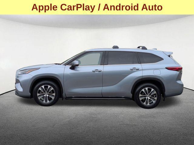 used 2021 Toyota Highlander car, priced at $29,977