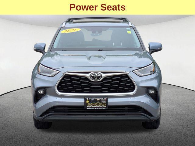 used 2021 Toyota Highlander car, priced at $29,977