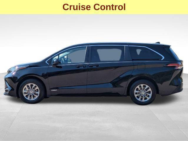 used 2021 Toyota Sienna car, priced at $38,885