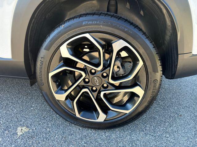 used 2024 Chevrolet Trax car, priced at $22,347