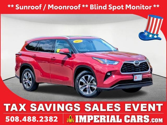 used 2022 Toyota Highlander car, priced at $35,477