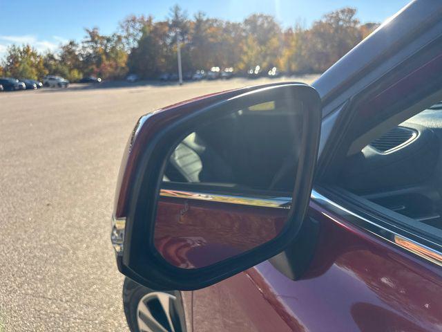 used 2022 Toyota Highlander car, priced at $34,977