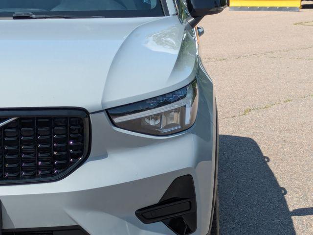 used 2024 Volvo XC40 car, priced at $32,644