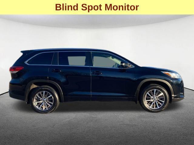 used 2018 Toyota Highlander car, priced at $25,977