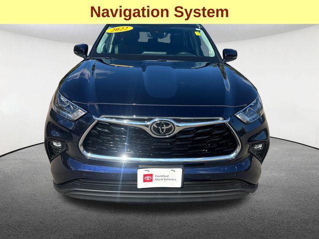 used 2022 Toyota Highlander car, priced at $40,977