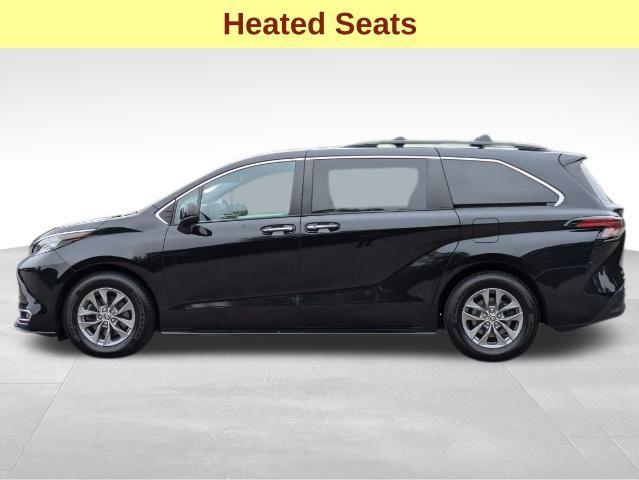 used 2021 Toyota Sienna car, priced at $39,977