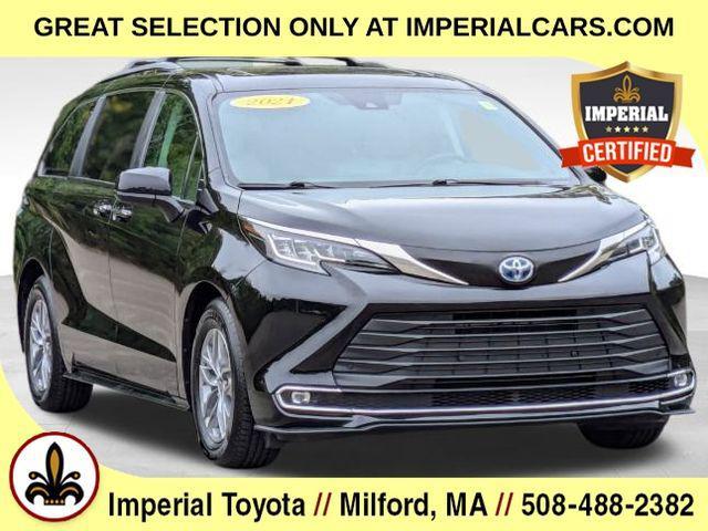 used 2021 Toyota Sienna car, priced at $39,977