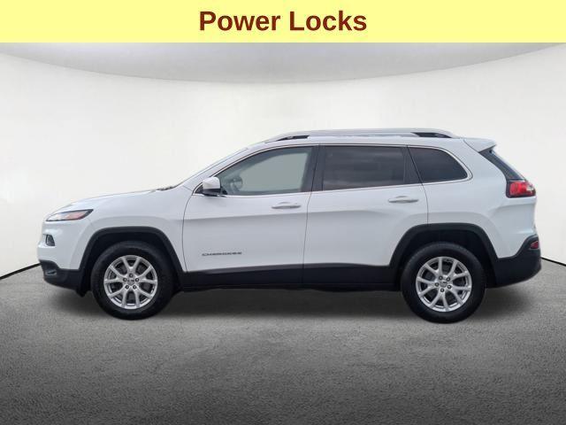 used 2017 Jeep Cherokee car, priced at $11,977