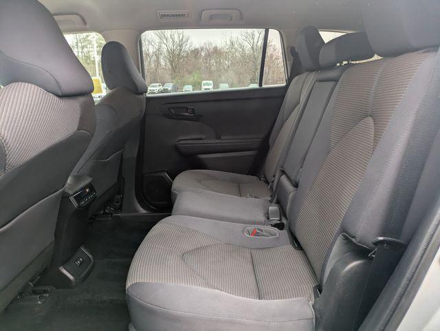 used 2021 Toyota Highlander car, priced at $32,347