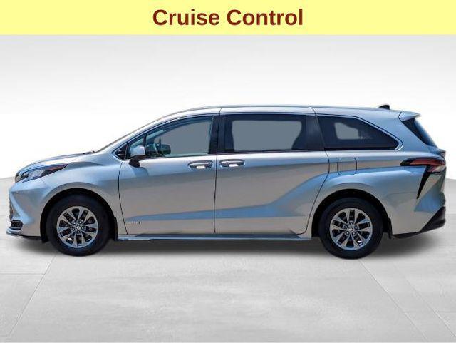 used 2021 Toyota Sienna car, priced at $34,477