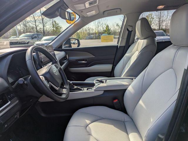 used 2024 Toyota Grand Highlander car, priced at $51,647