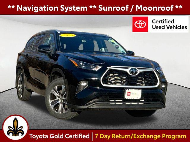 used 2023 Toyota Highlander car, priced at $37,977
