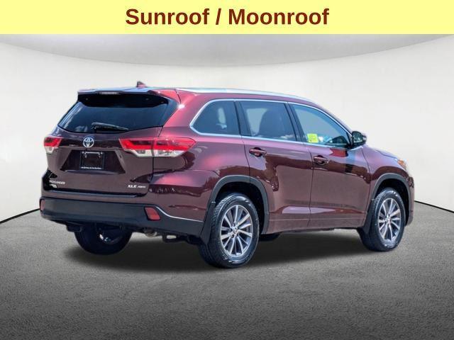 used 2018 Toyota Highlander car, priced at $20,977