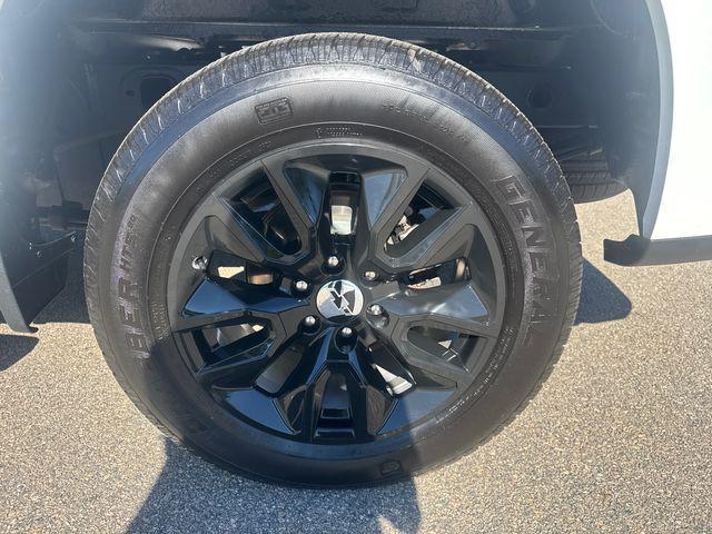 used 2024 Chevrolet Silverado 1500 car, priced at $38,477