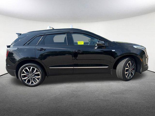 used 2023 Cadillac XT5 car, priced at $36,477