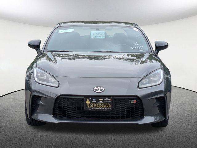 new 2025 Toyota GR86 car, priced at $35,265