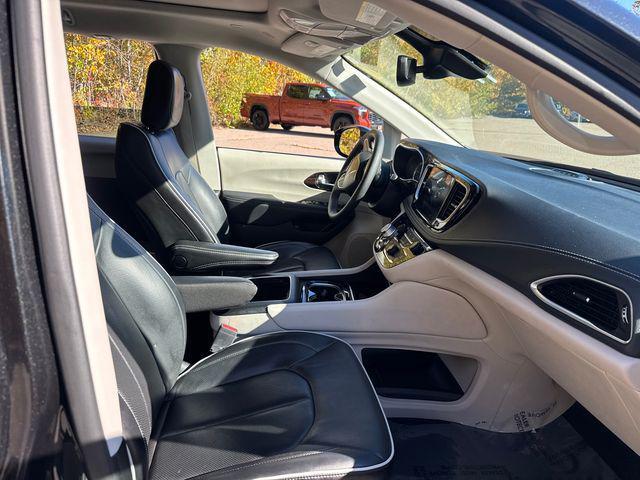 used 2023 Chrysler Pacifica Hybrid car, priced at $32,347