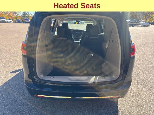 used 2023 Chrysler Pacifica Hybrid car, priced at $32,347