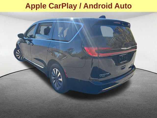 used 2023 Chrysler Pacifica Hybrid car, priced at $32,347