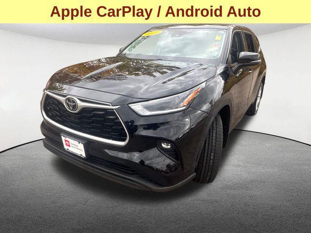used 2022 Toyota Highlander car, priced at $30,977
