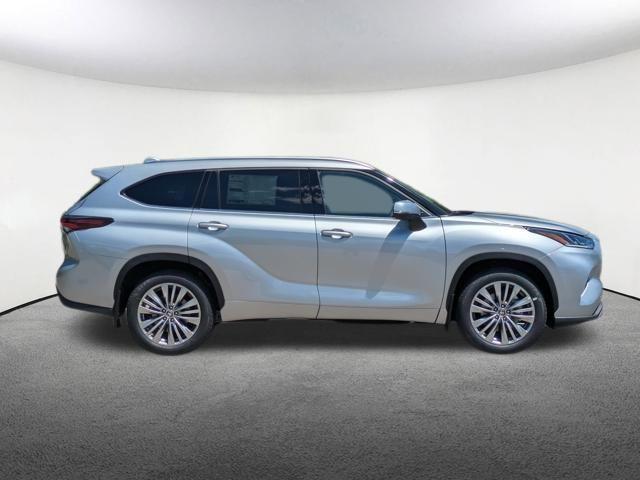 new 2025 Toyota Highlander car, priced at $50,188