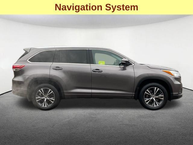 used 2016 Toyota Highlander car, priced at $21,977