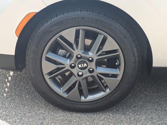 used 2021 Kia Soul car, priced at $16,747