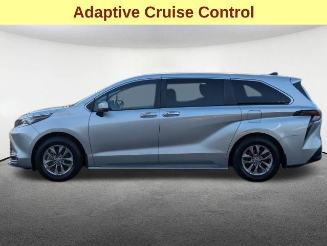 used 2023 Toyota Sienna car, priced at $43,977