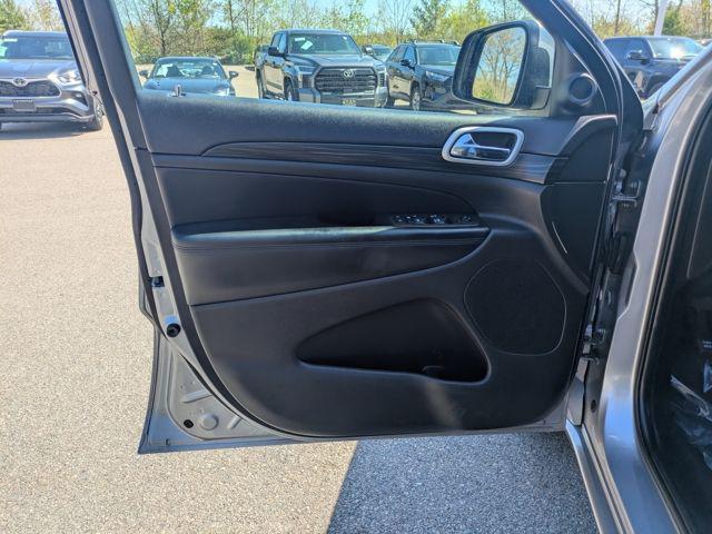used 2021 Jeep Grand Cherokee car, priced at $29,647