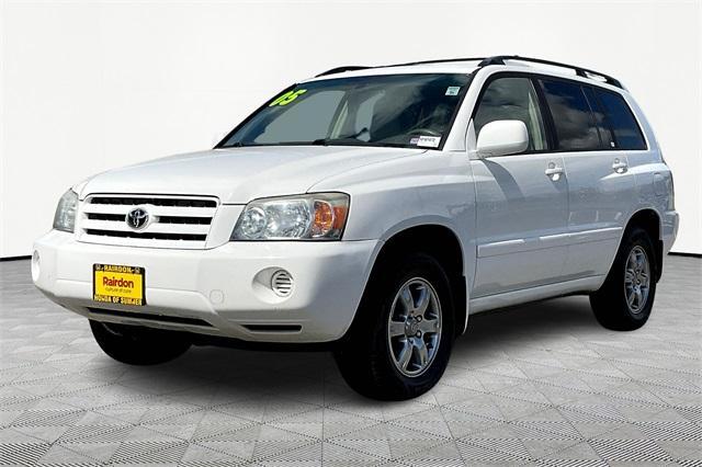 used 2005 Toyota Highlander car, priced at $7,977