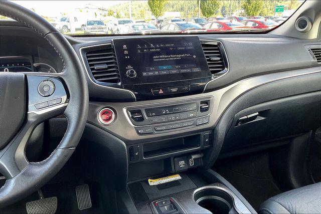 used 2022 Honda Pilot car, priced at $29,977