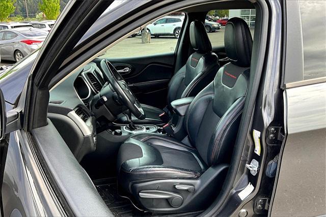 used 2014 Jeep Cherokee car, priced at $10,977