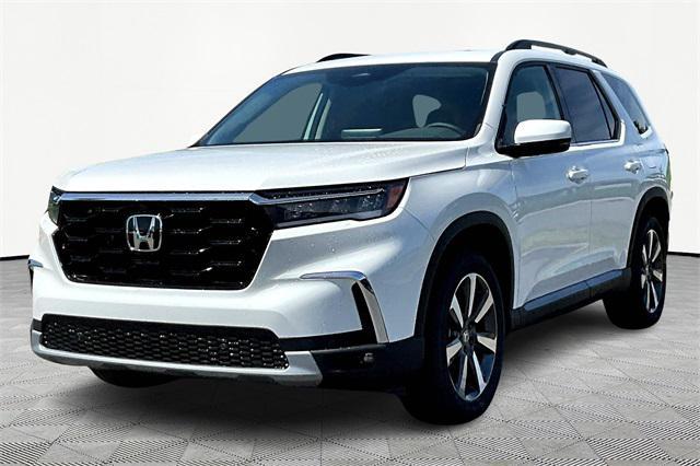 new 2025 Honda Pilot car, priced at $51,150