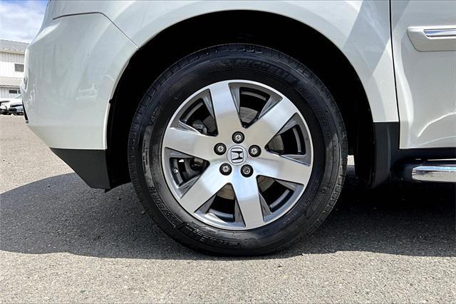used 2015 Honda Pilot car, priced at $14,977