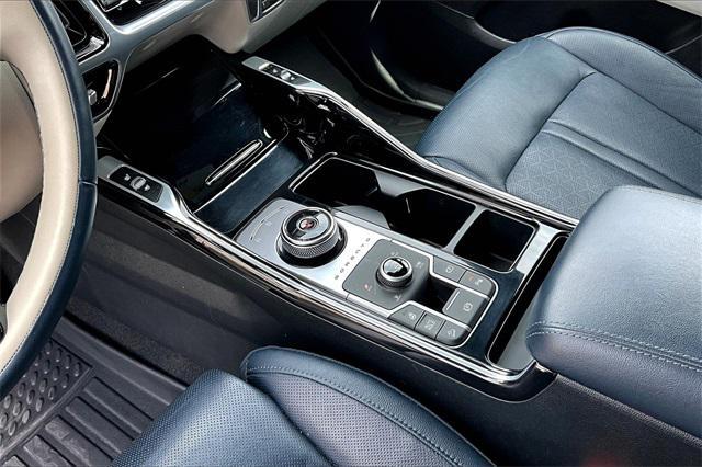 used 2023 Kia Sorento Hybrid car, priced at $31,977